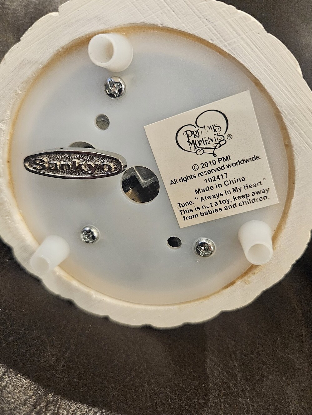 Precious Moments-Baby Girl Music Box Plays "Alway In My Heart" 102417 - Picture 4 of 6